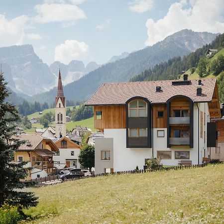 Berghotel Sanvi San Martino in Badia Dış mekan fotoğraf