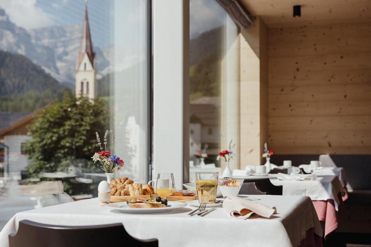 Berghotel Sanvi San Martino in Badia Dış mekan fotoğraf